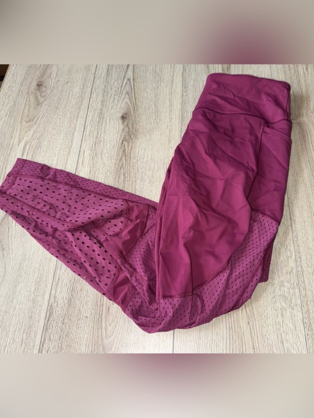 Victoria’s Secret sport Victoria sport pink purple knockout leggings mesh tights